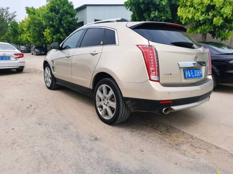 保定11年凯迪拉克SRX8