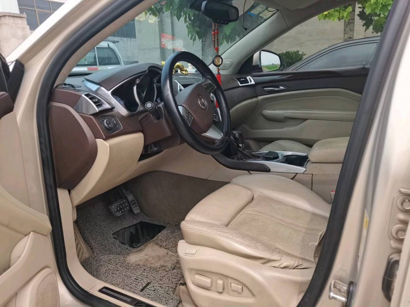 保定11年凯迪拉克SRX1