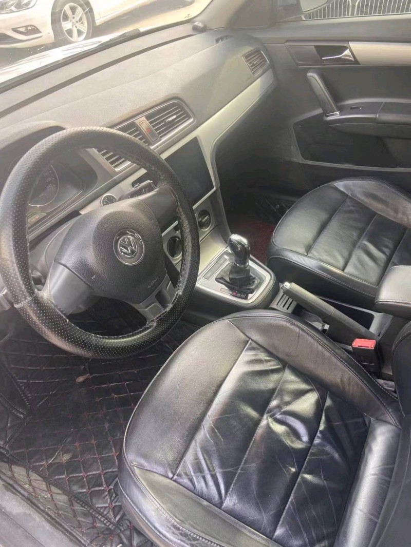 保定14年大众朗逸3