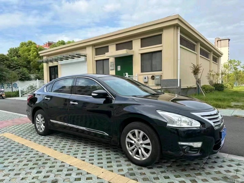 蘇州15年日產天籟8