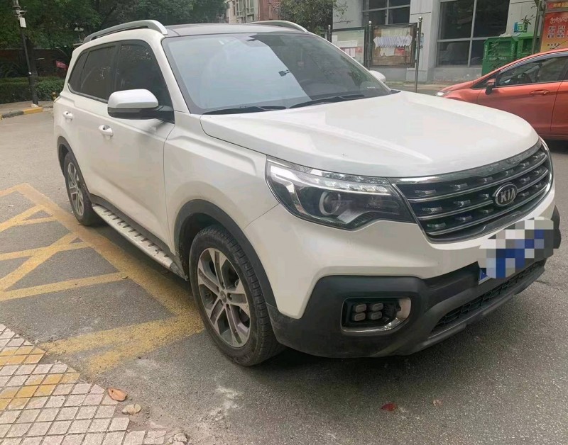 武汉20年起亚智跑6