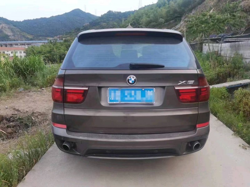 嘉興13年寶馬X52