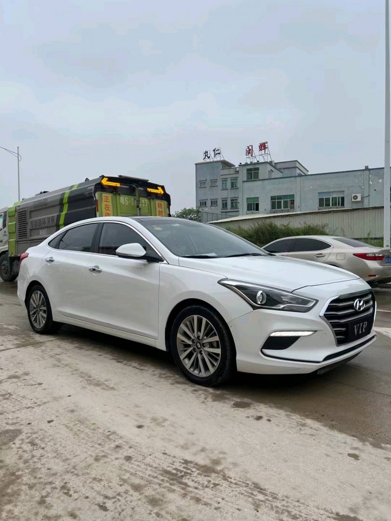 东莞19年现代名图3