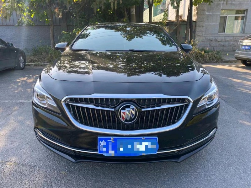 沈阳17年别克君越1