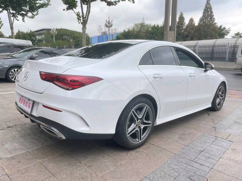 重庆21年奔驰CLA2