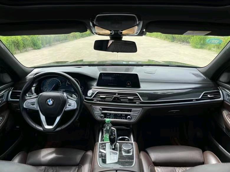 盐城18年宝马7系7