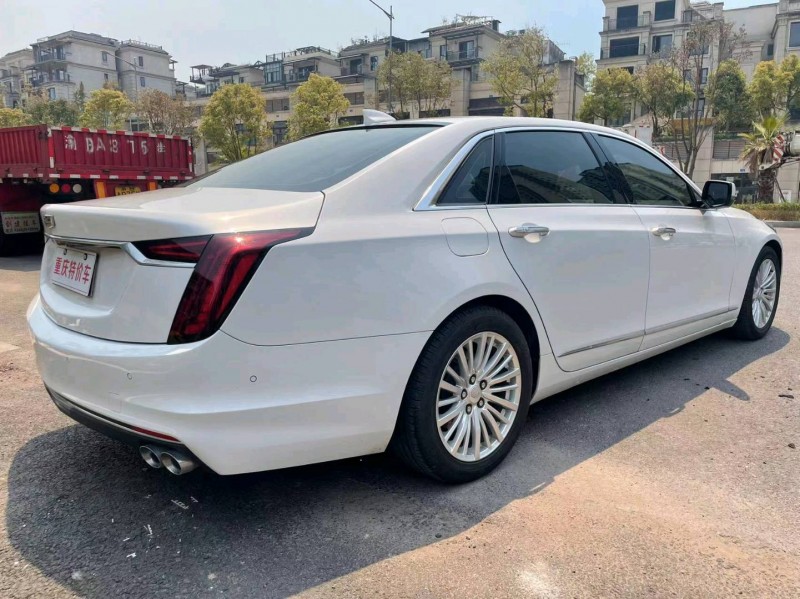 重庆21年凯迪拉克CT63