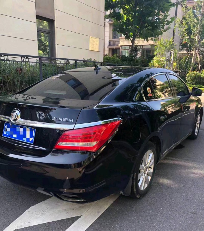 青岛14年别克君越7