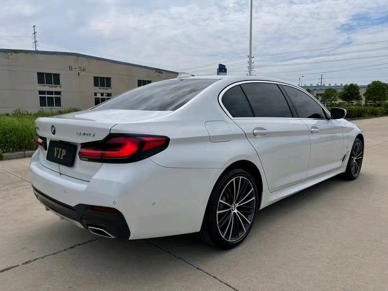 盐城21年宝马5系8