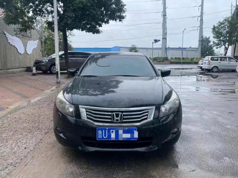 青岛10年本田雅阁1