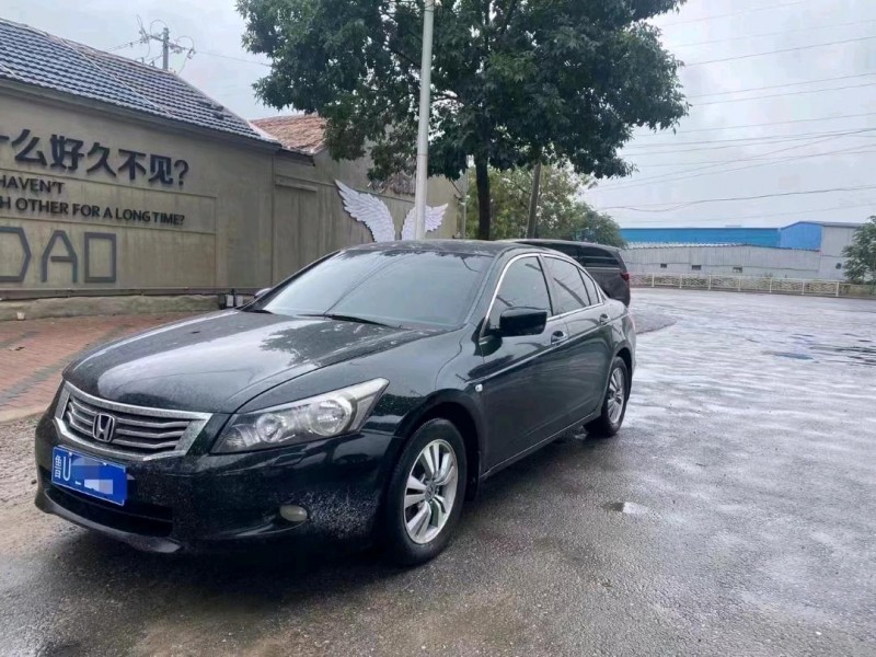 青岛10年本田雅阁2