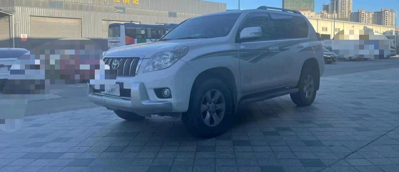 东莞11年丰田普拉多2