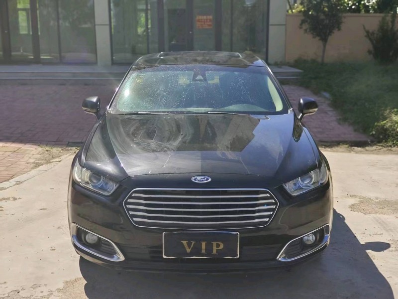 青岛16年福特金牛座1