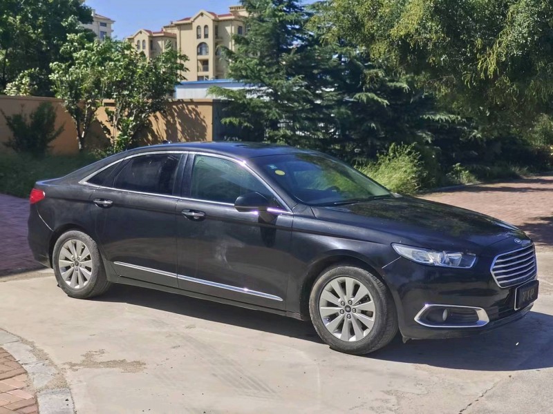 青岛16年福特金牛座2