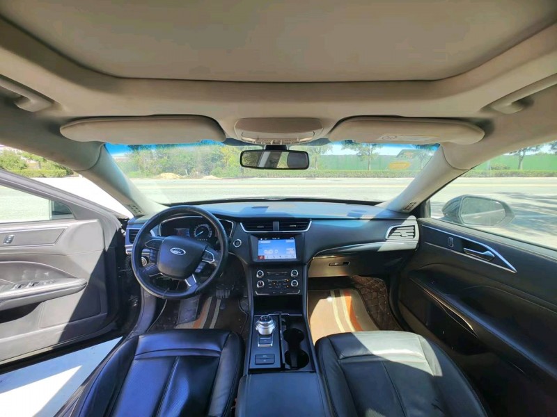 青岛16年福特金牛座4