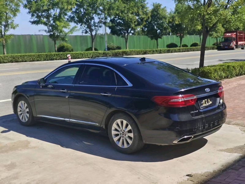 青岛16年福特金牛座7