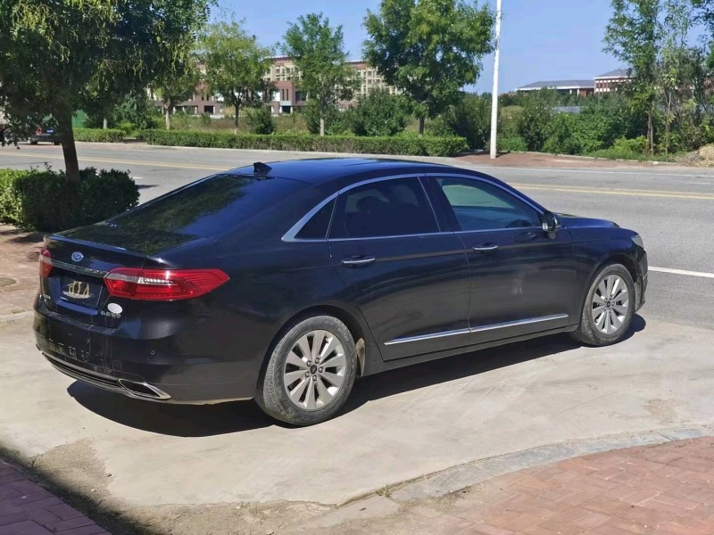 青岛16年福特金牛座8