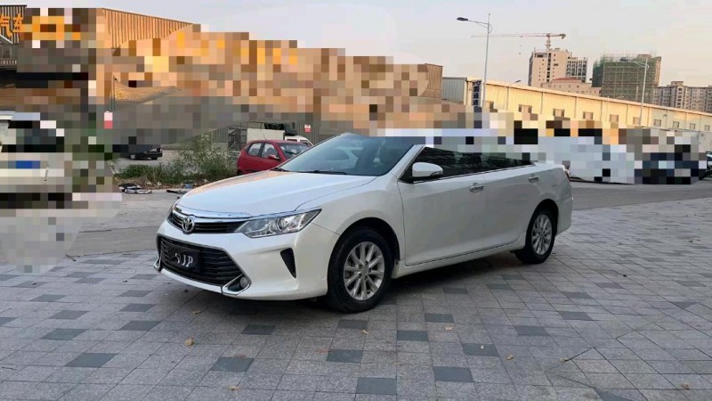 东莞17年丰田凯美瑞2