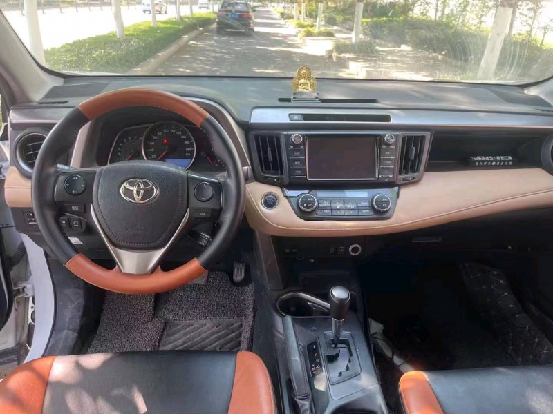枣庄17年丰田RAV4荣放5