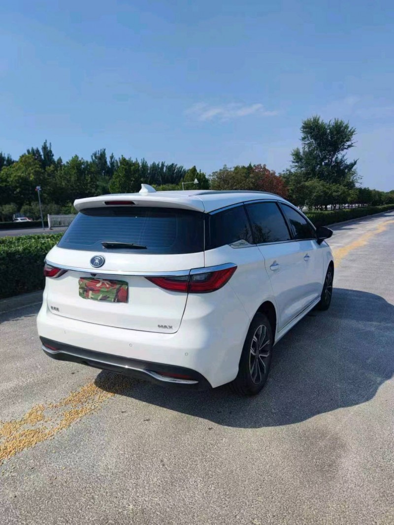 枣庄19年比亚迪宋3