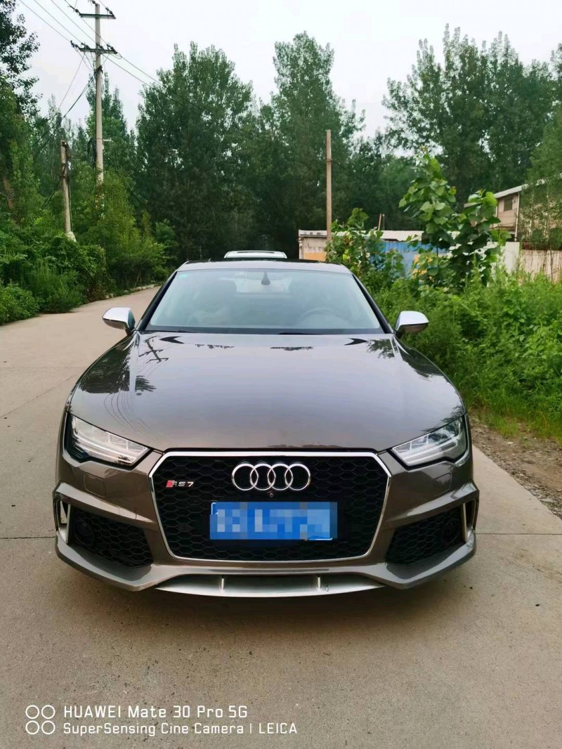 青岛14年奥迪A7L1