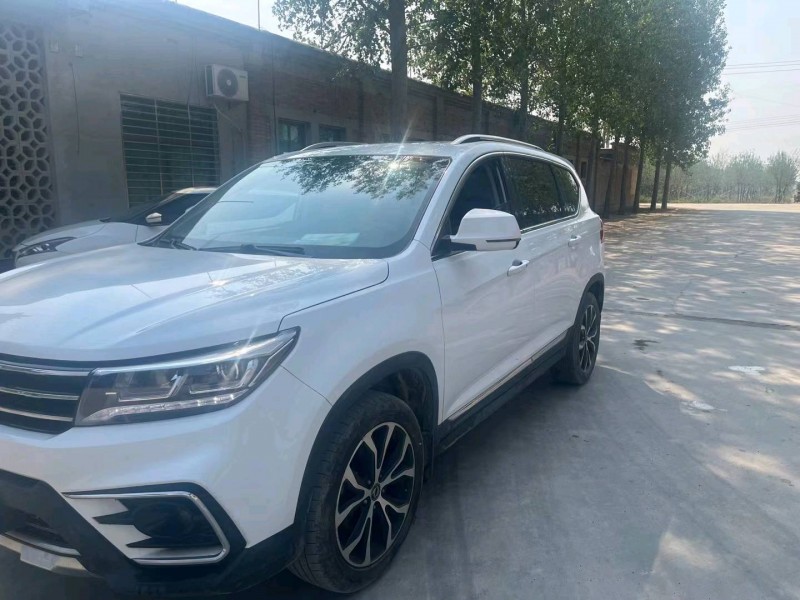 保定17年东风景逸3