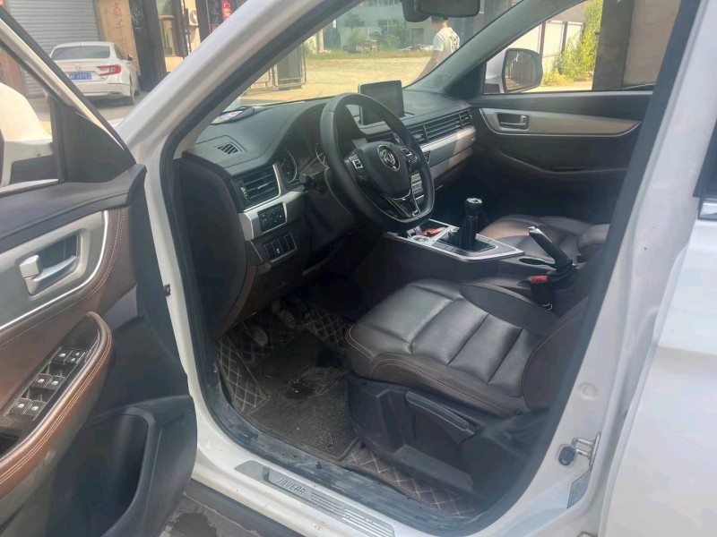 保定17年东风景逸9