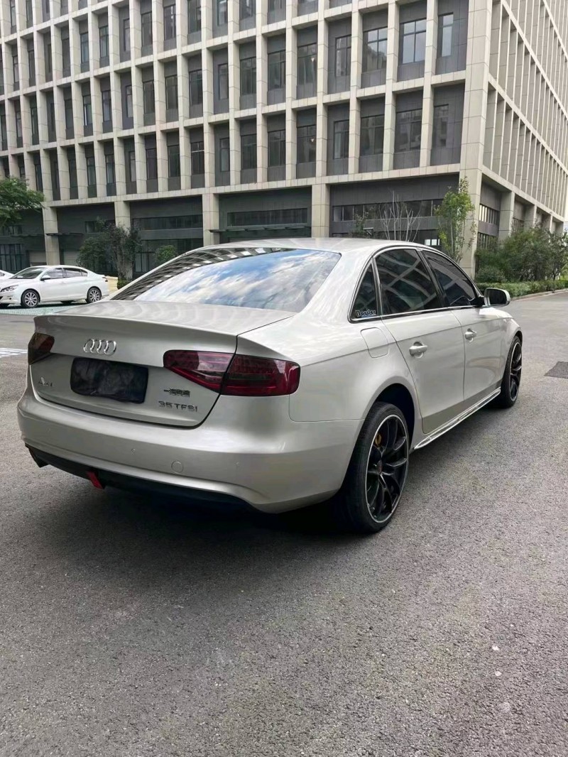 徐州16年奥迪A4L8