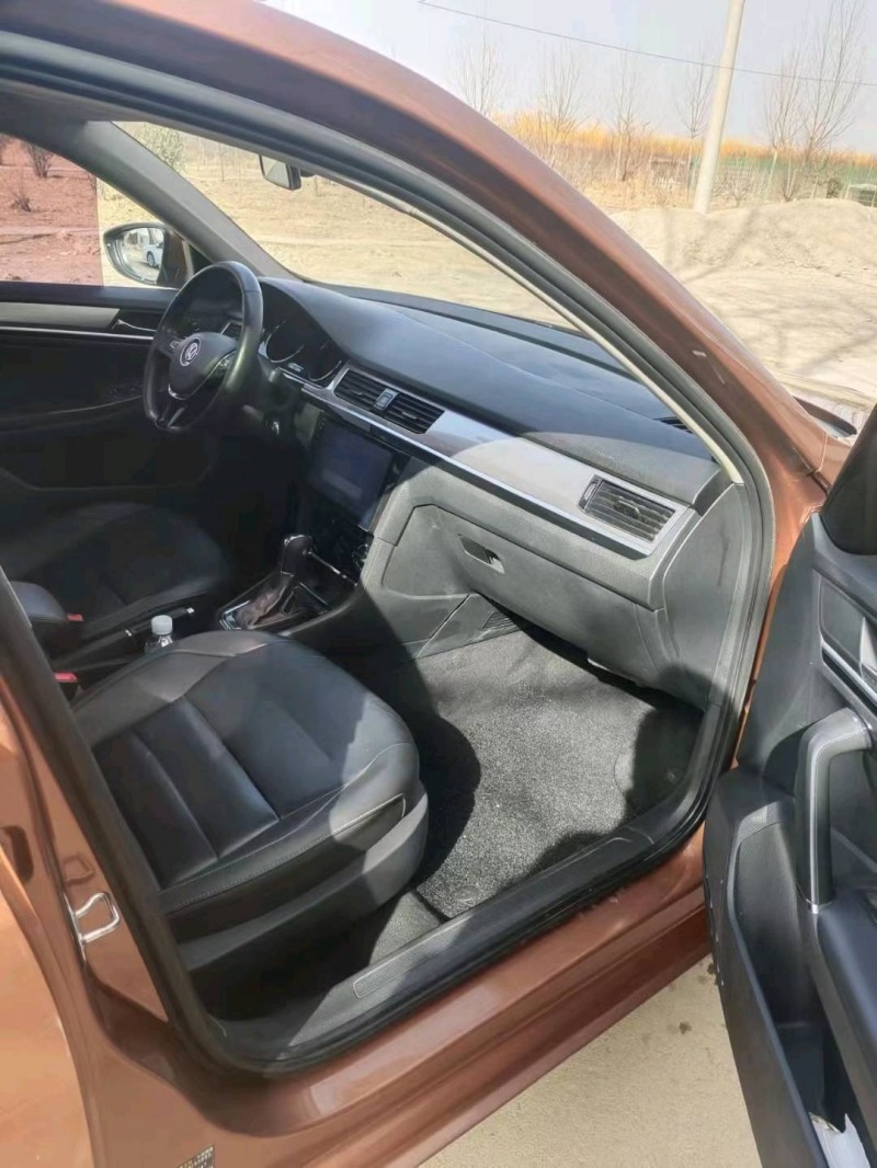 保定18年大众宝来9