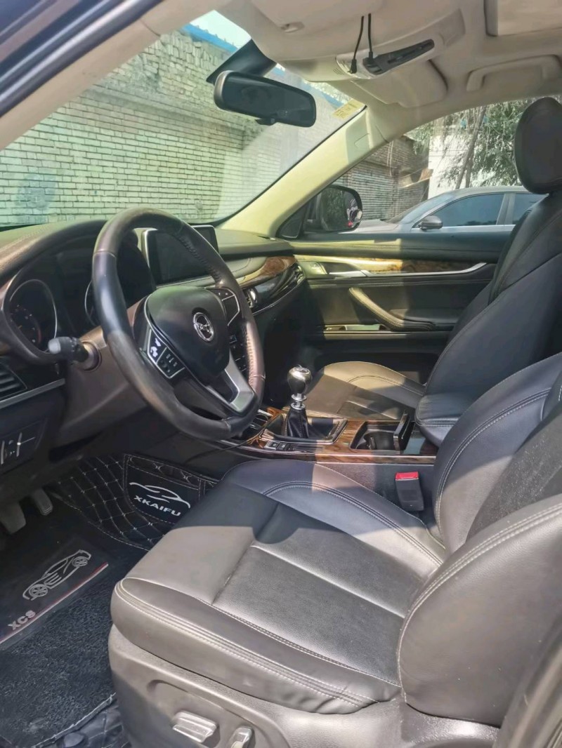 保定17年汉腾汽车X74