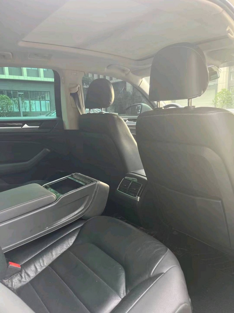 徐州18年大众辉昂4