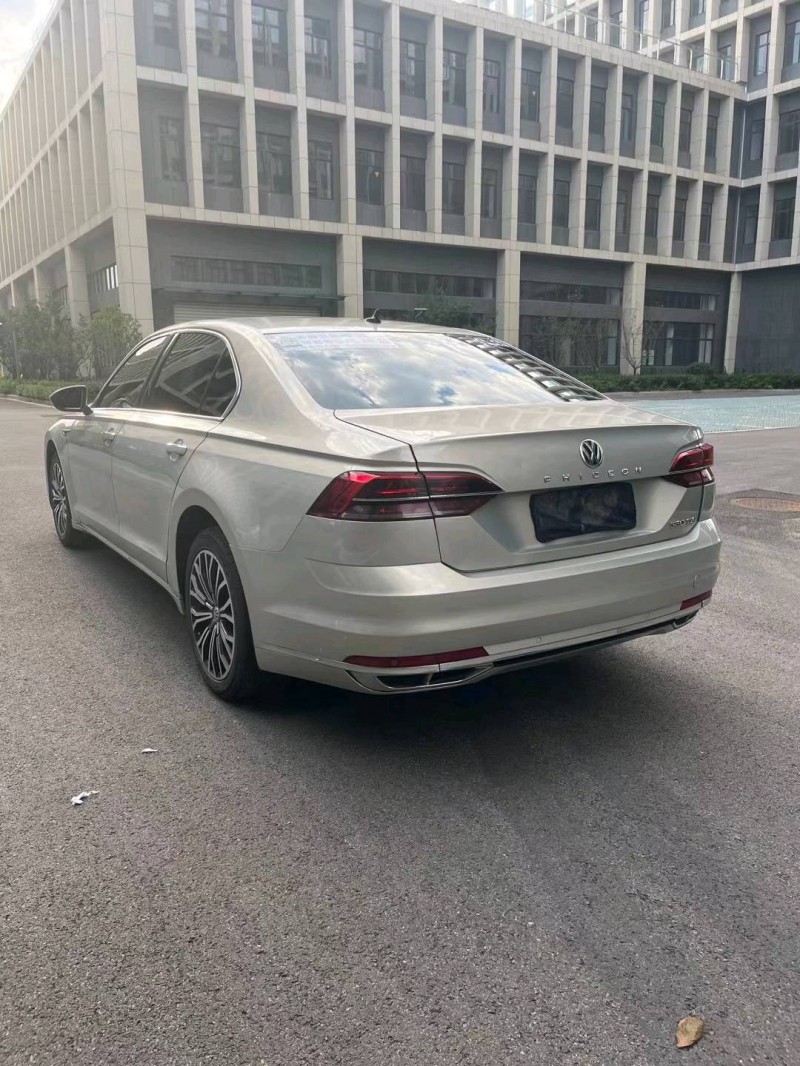 徐州18年大众辉昂8