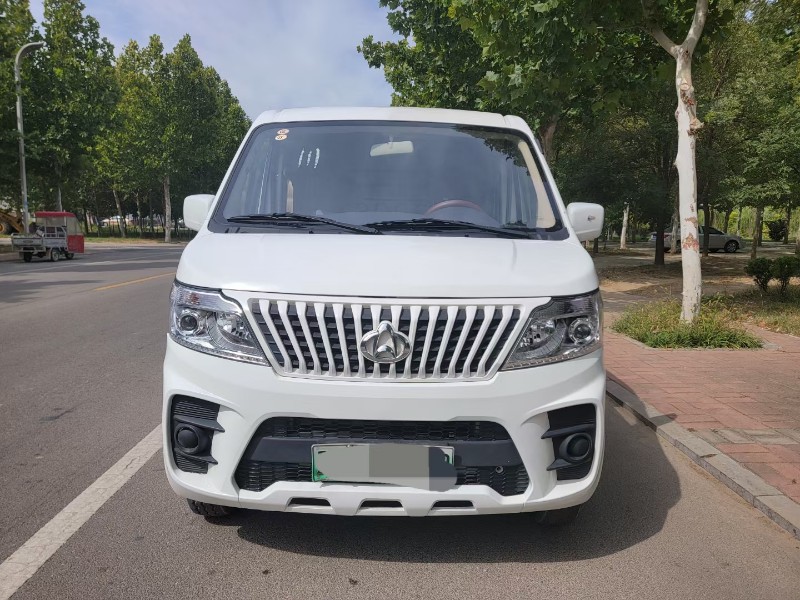 济南22年长安汽车睿行1