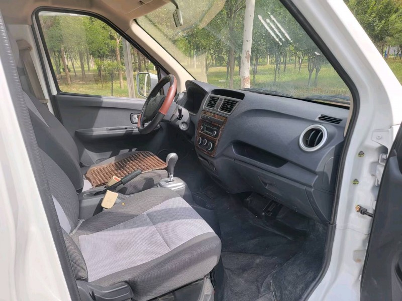 济南22年长安汽车睿行7