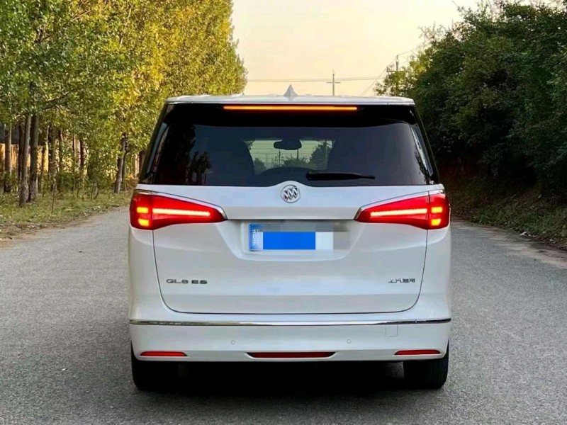 青岛18年别克GL86