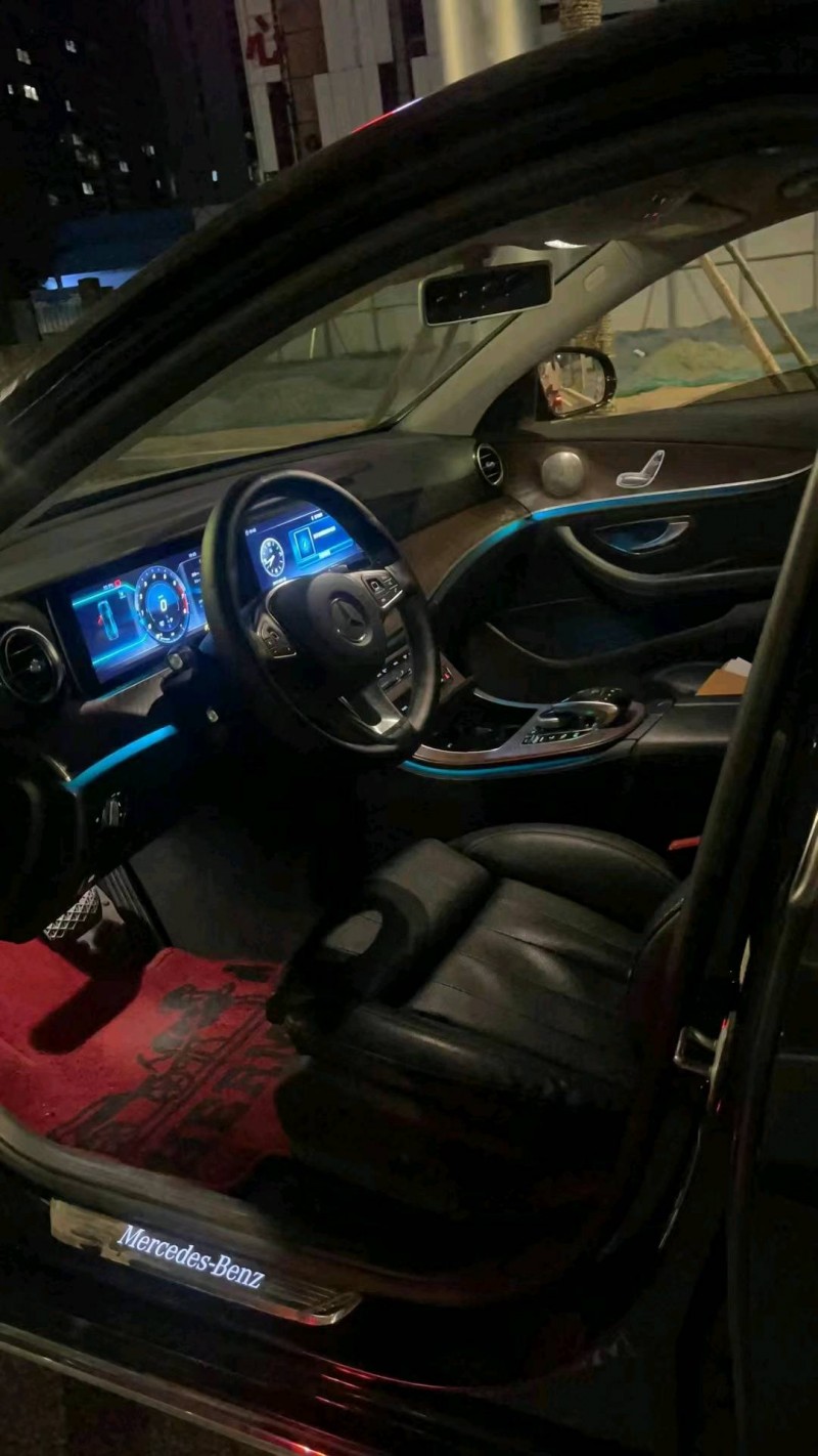 枣庄17年奔驰E8