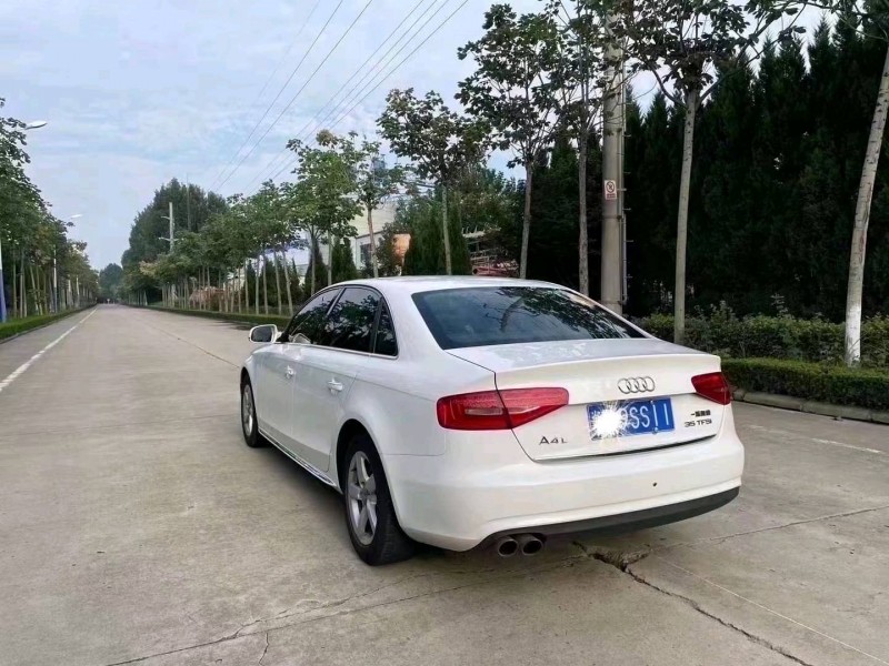 潍坊16年奥迪A4L7