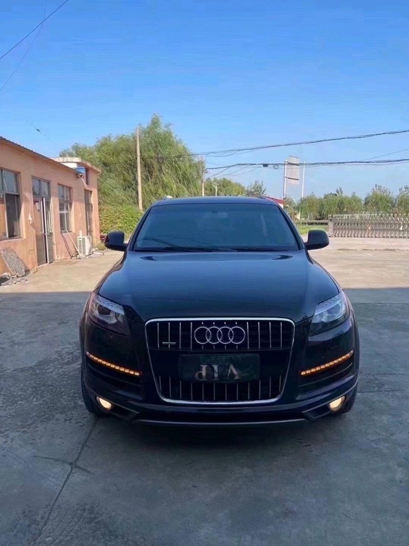济宁11年奥迪Q71