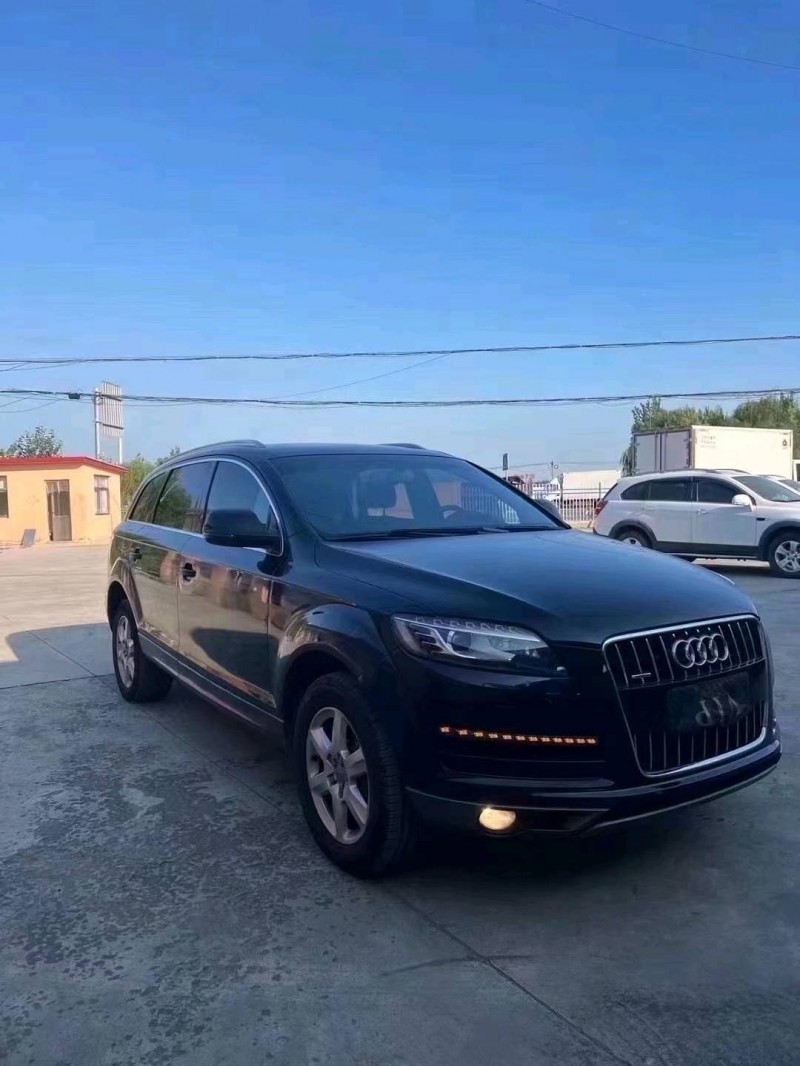 济宁11年奥迪Q72