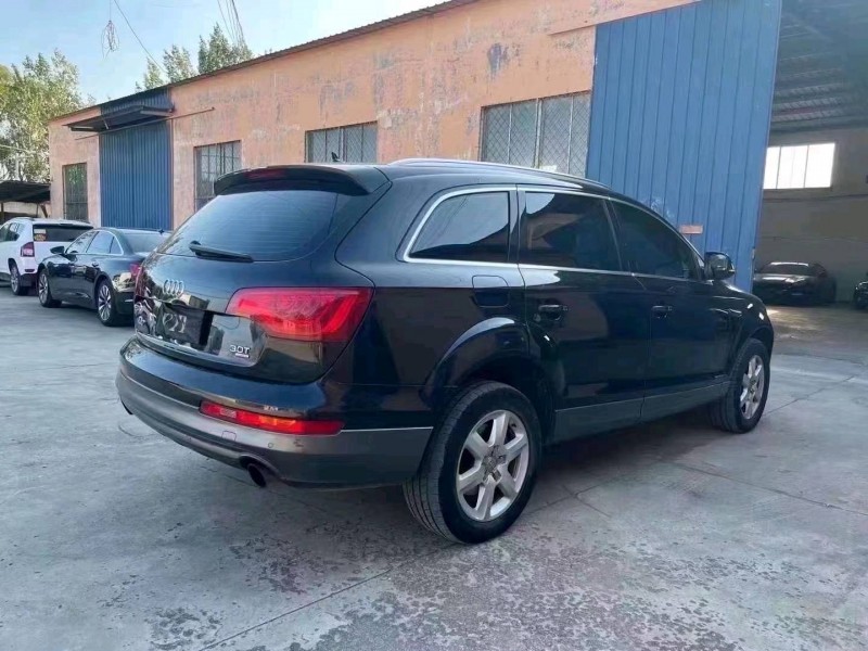 济宁11年奥迪Q74