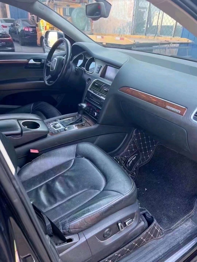 济宁11年奥迪Q79