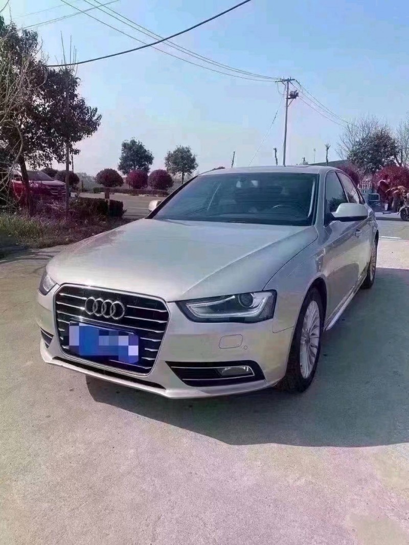 济宁16年奥迪A4L2
