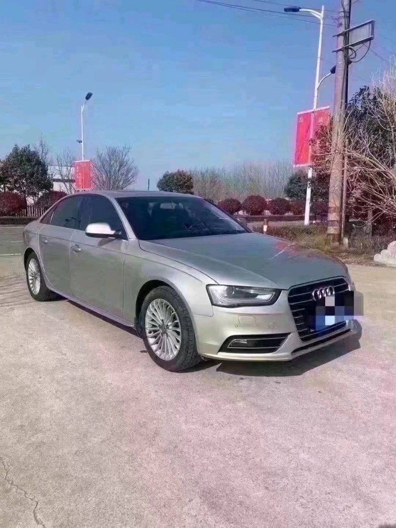 济宁16年奥迪A4L6