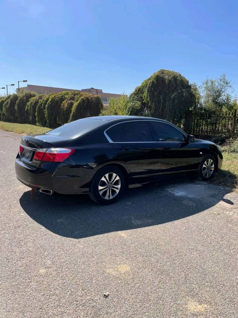 沈阳15年本田雅阁5