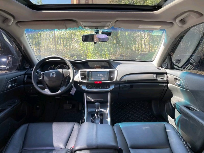 沈阳15年本田雅阁3