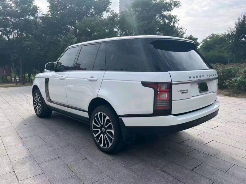 济宁16年路虎揽胜行政4