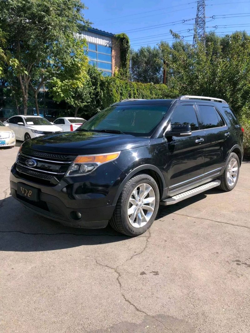 沈阳15年福特探险者2