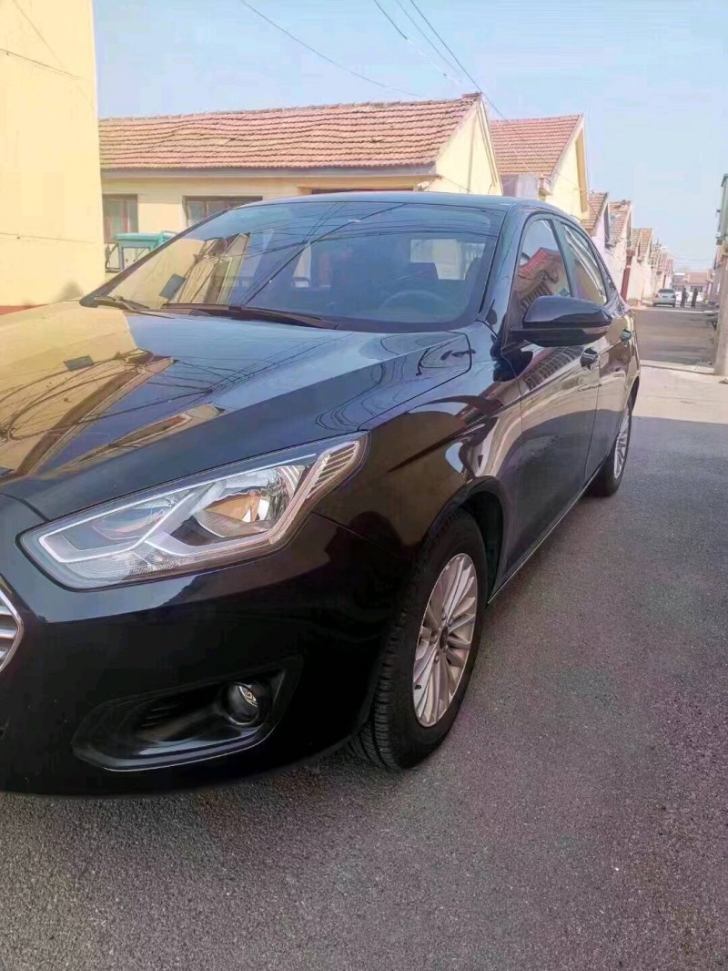 青岛16年福特福睿斯3