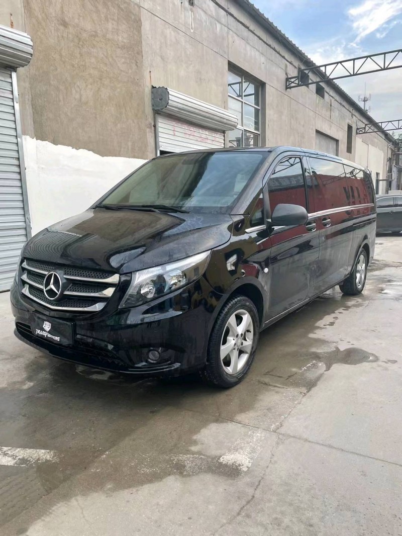 石家庄17年奔驰威霆2