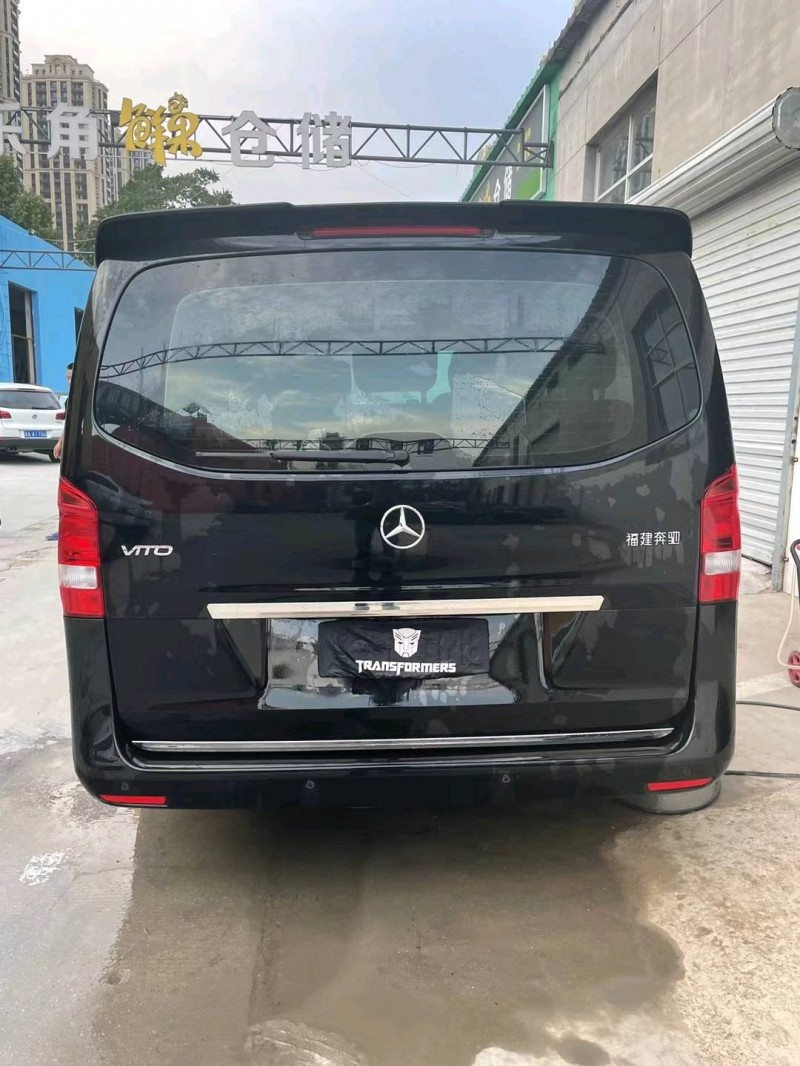 石家庄17年奔驰威霆9